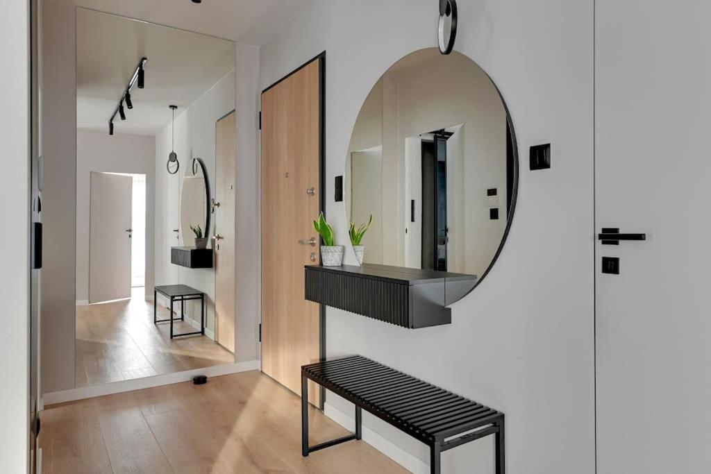 Zajezdnia Wrzeszcz 2 By Grand Apartments Gdańsk Exterior foto